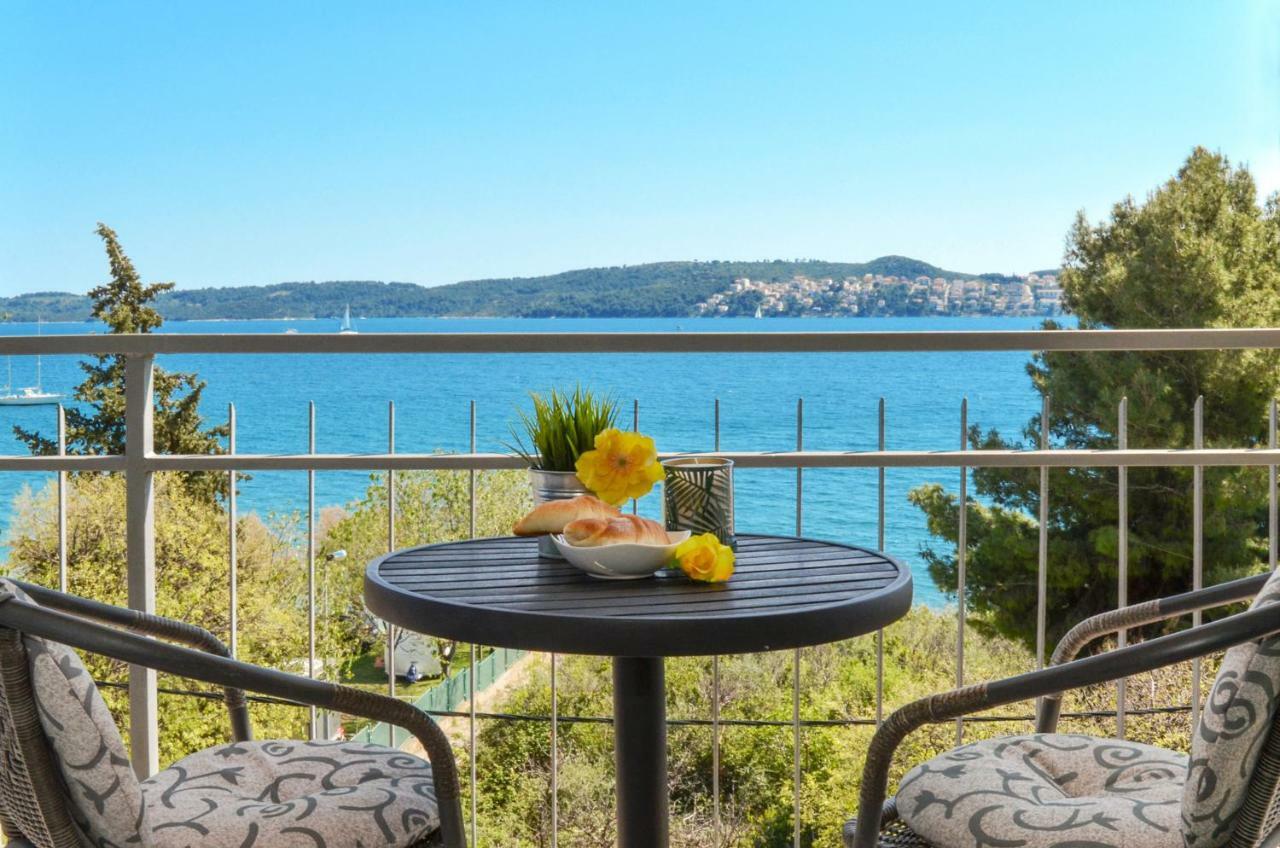 Mar Deluxe Apartments Trogir Exterior photo