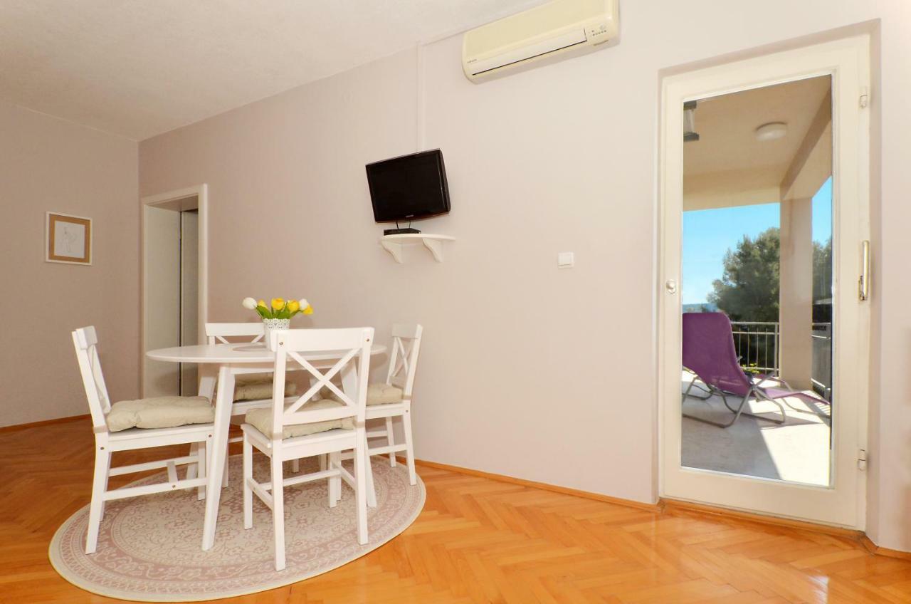 Mar Deluxe Apartments Trogir Exterior photo