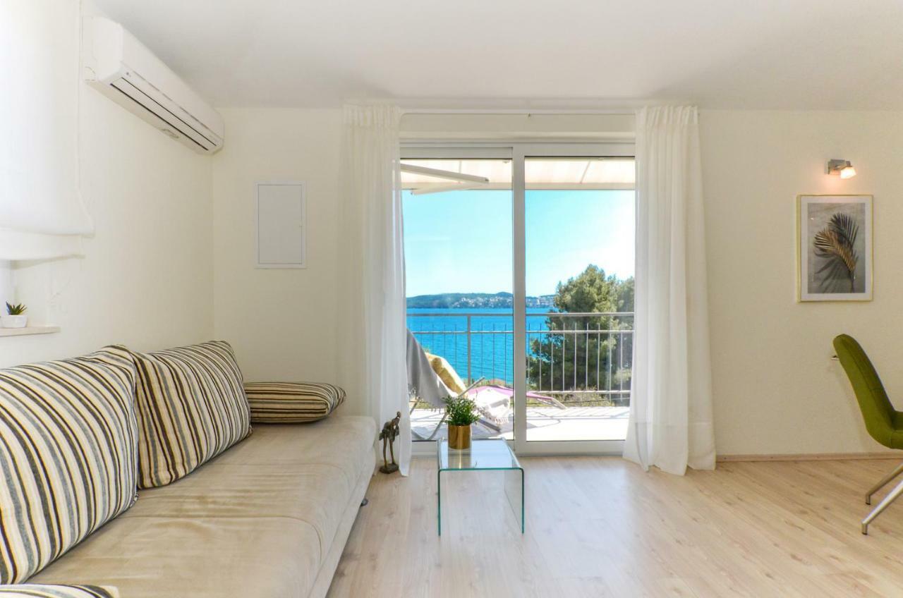 Mar Deluxe Apartments Trogir Exterior photo